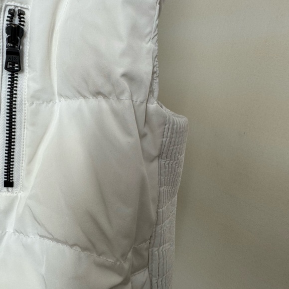 Armani Exchange puffer vest - Picture 6 of 9